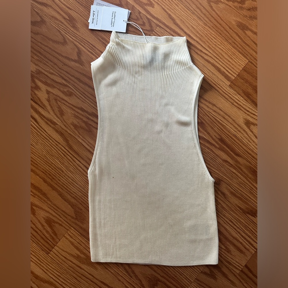And other stories sleeveless turtleneck top